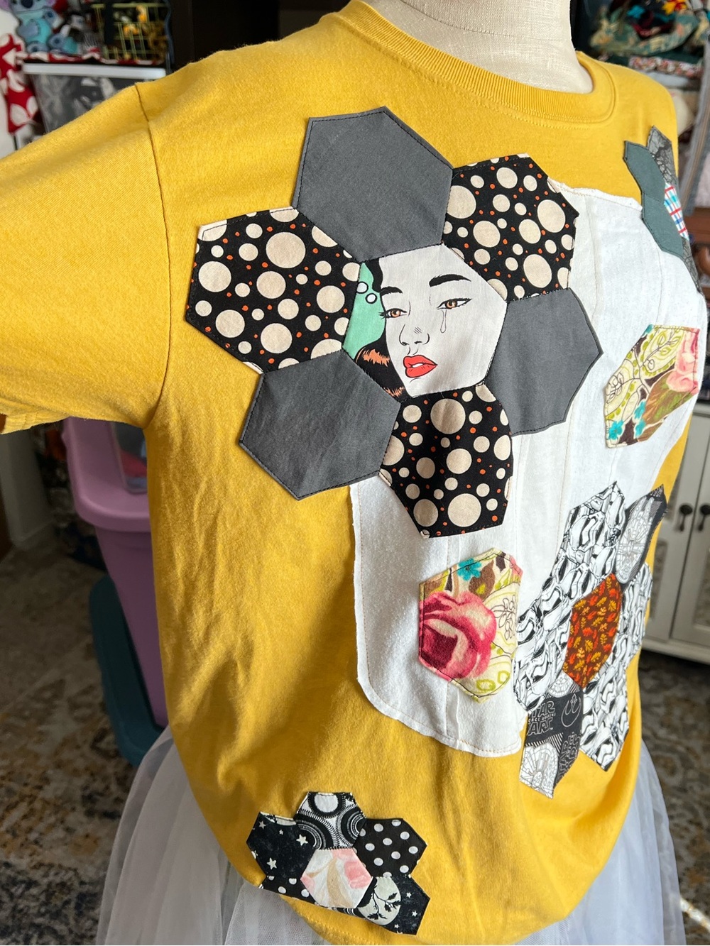 Hexie Flowers Panic Tee Shirt - Picture 6 of 14
